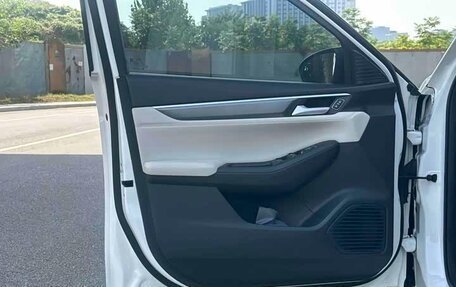 Ford Escort, 2022 год, 980 000 рублей, 8 фотография