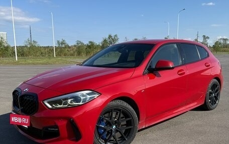 BMW 1 серия, 2019 год, 2 500 000 рублей, 6 фотография