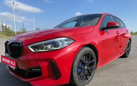 BMW 1 серия, 2019 год, 2 500 000 рублей, 7 фотография