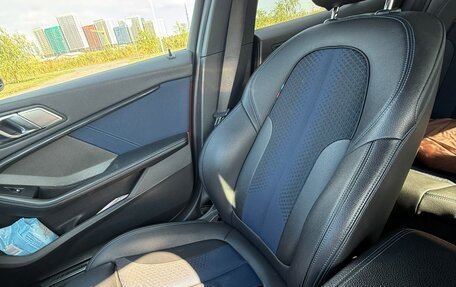 BMW 1 серия, 2019 год, 2 500 000 рублей, 13 фотография