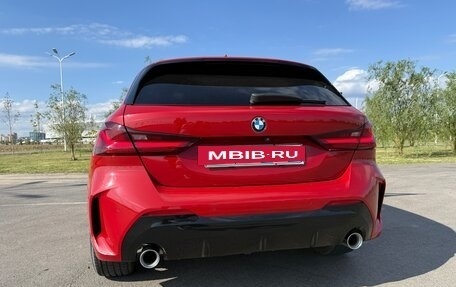 BMW 1 серия, 2019 год, 2 500 000 рублей, 19 фотография