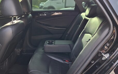 Hyundai Sonata VI, 2011 год, 1 150 000 рублей, 1 фотография