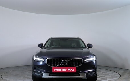 Volvo V90 Cross Country I рестайлинг, 2017 год, 2 700 000 рублей, 2 фотография