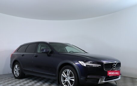 Volvo V90 Cross Country I рестайлинг, 2017 год, 2 700 000 рублей, 3 фотография