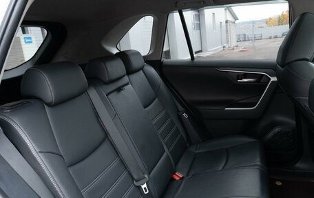 Toyota RAV4, 2022 год, 4 201 000 рублей, 12 фотография