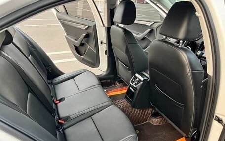 Skoda Octavia, 2022 год, 1 250 000 рублей, 15 фотография