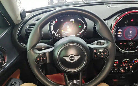 MINI Clubman, 2023 год, 2 355 124 рублей, 10 фотография