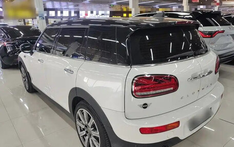 MINI Clubman, 2023 год, 2 355 124 рублей, 4 фотография