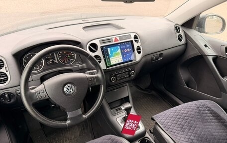 Volkswagen Tiguan I, 2010 год, 900 000 рублей, 11 фотография