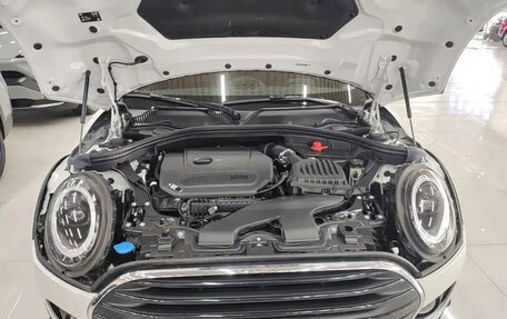 MINI Clubman, 2023 год, 2 355 124 рублей, 19 фотография