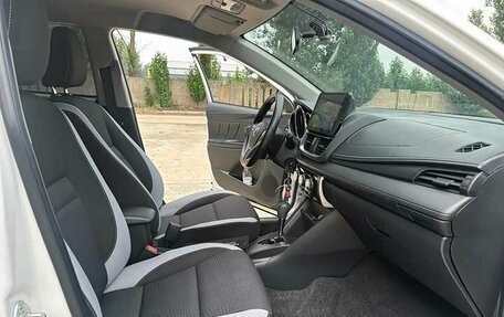 Toyota Yaris XP150 рестайлинг, 2022 год, 1 468 395 рублей, 8 фотография