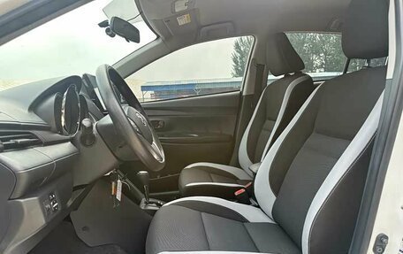 Toyota Yaris XP150 рестайлинг, 2022 год, 1 468 395 рублей, 7 фотография