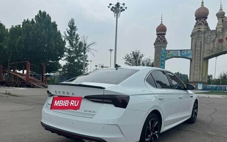 Skoda Octavia IV, 2023 год, 2 180 000 рублей, 7 фотография