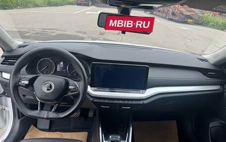 Skoda Octavia IV, 2023 год, 2 180 000 рублей, 18 фотография