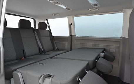 Volkswagen Caravelle T6 рестайлинг, 2023 год, 4 350 000 рублей, 11 фотография
