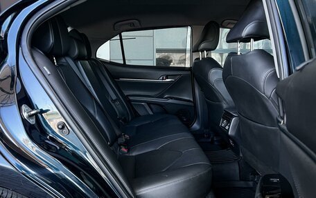 Toyota Camry, 2019 год, 2 999 000 рублей, 18 фотография
