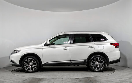 Mitsubishi Outlander III рестайлинг 3, 2017 год, 1 445 000 рублей, 8 фотография