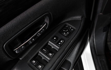 Mitsubishi Outlander III рестайлинг 3, 2017 год, 1 445 000 рублей, 10 фотография