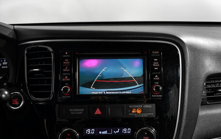 Mitsubishi Outlander III рестайлинг 3, 2017 год, 1 445 000 рублей, 18 фотография
