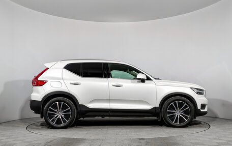 Volvo XC40 I, 2018 год, 2 650 000 рублей, 4 фотография
