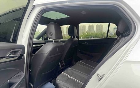 Volkswagen Golf VIII, 2023 год, 1 545 000 рублей, 18 фотография