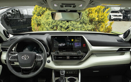 Toyota Highlander, 2025 год, 4 898 000 рублей, 9 фотография