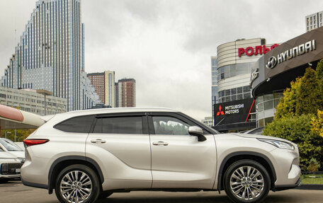 Toyota Highlander, 2025 год, 4 898 000 рублей, 3 фотография