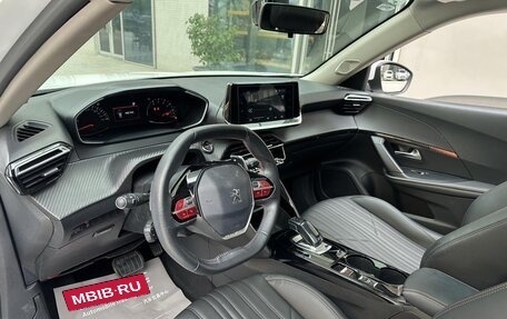 Peugeot 2008 II, 2022 год, 1 201 000 рублей, 9 фотография