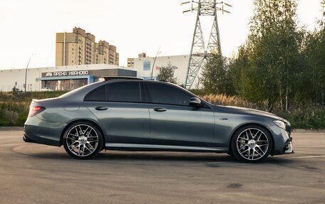Mercedes-Benz E-Класс AMG, 2018 год, 5 300 000 рублей, 4 фотография