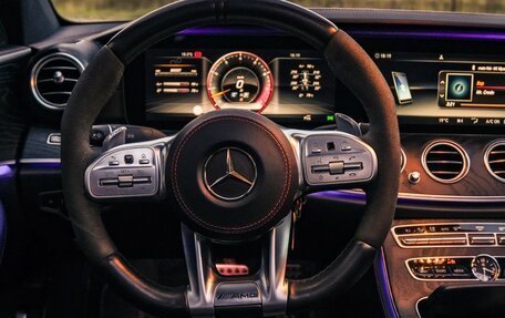 Mercedes-Benz E-Класс AMG, 2018 год, 5 300 000 рублей, 17 фотография