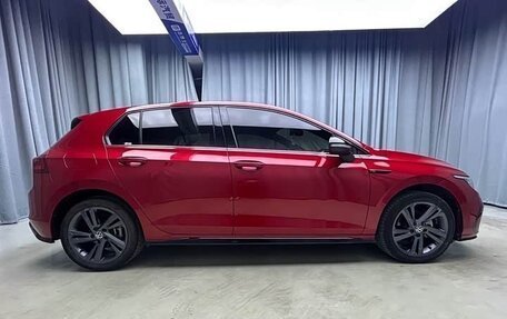Volkswagen Golf VIII, 2023 год, 1 555 000 рублей, 8 фотография