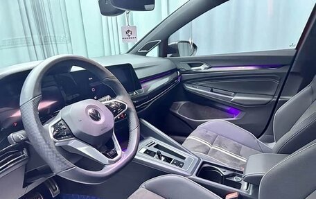 Volkswagen Golf VIII, 2023 год, 1 555 000 рублей, 11 фотография