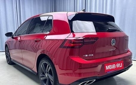 Volkswagen Golf VIII, 2023 год, 1 555 000 рублей, 6 фотография