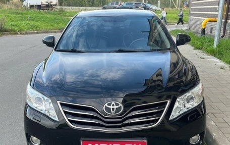 Toyota Camry, 2011 год, 1 650 000 рублей, 1 фотография