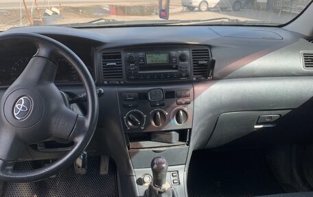 Toyota Corolla, 2005 год, 450 000 рублей, 8 фотография