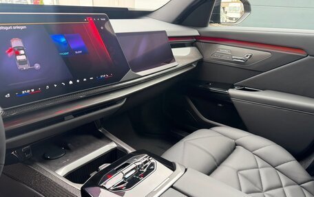 BMW 7 серия, 2026 год, 27 900 000 рублей, 13 фотография