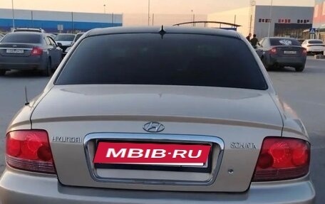 Hyundai Sonata IV рестайлинг, 2005 год, 290 000 рублей, 4 фотография