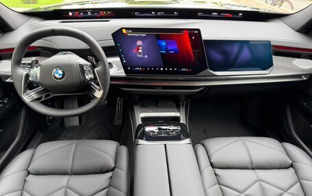 BMW 7 серия, 2026 год, 27 900 000 рублей, 11 фотография