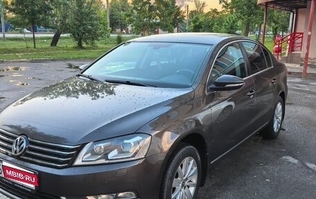 Volkswagen Passat B7, 2012 год, 890 000 рублей, 4 фотография