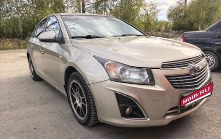 Chevrolet Cruze II, 2011 год, 550 000 рублей, 4 фотография