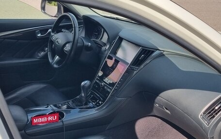 Infiniti Q50 I рестайлинг, 2017 год, 2 100 000 рублей, 4 фотография