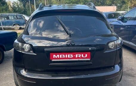 Infiniti FX I, 2005 год, 850 000 рублей, 4 фотография