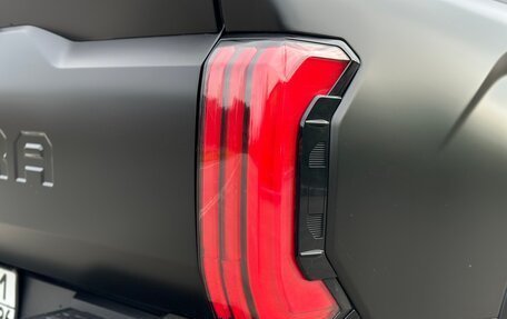 Toyota Tundra, 2022 год, 7 500 000 рублей, 12 фотография