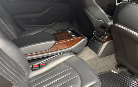 Audi A8, 2015 год, 1 700 000 рублей, 7 фотография