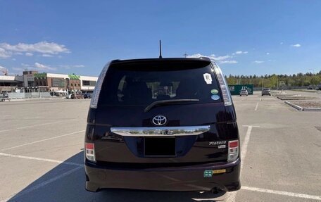 Toyota ISis I, 2015 год, 1 290 000 рублей, 7 фотография