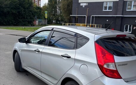 Hyundai Solaris II рестайлинг, 2013 год, 460 000 рублей, 4 фотография