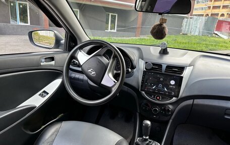 Hyundai Solaris II рестайлинг, 2013 год, 460 000 рублей, 7 фотография