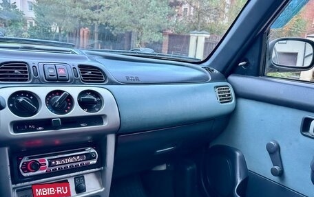 Nissan Micra II, 2001 год, 290 000 рублей, 26 фотография