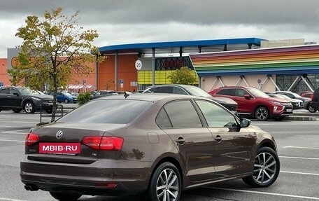 Volkswagen Jetta VI, 2015 год, 890 000 рублей, 5 фотография