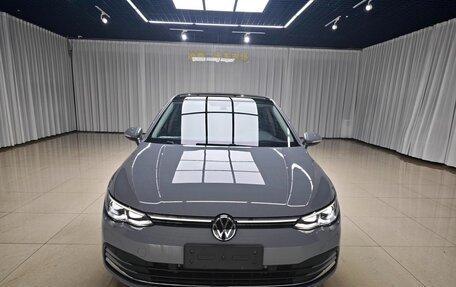 Volkswagen Golf VIII, 2023 год, 1 790 000 рублей, 2 фотография